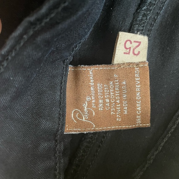 Paige premium pants size 25 - Picture 2 of 2